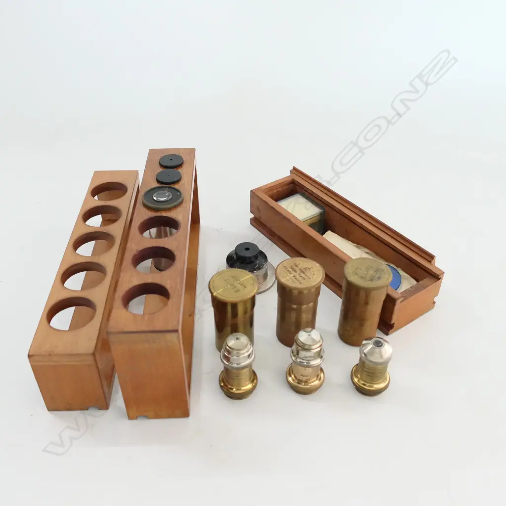 LEITZ, WETLER BRASS COMPOUND MONOCULAR MICROSCOPE, w TRIPLE HEAD, VARIOUS LENSES, IN BOX Image 1++